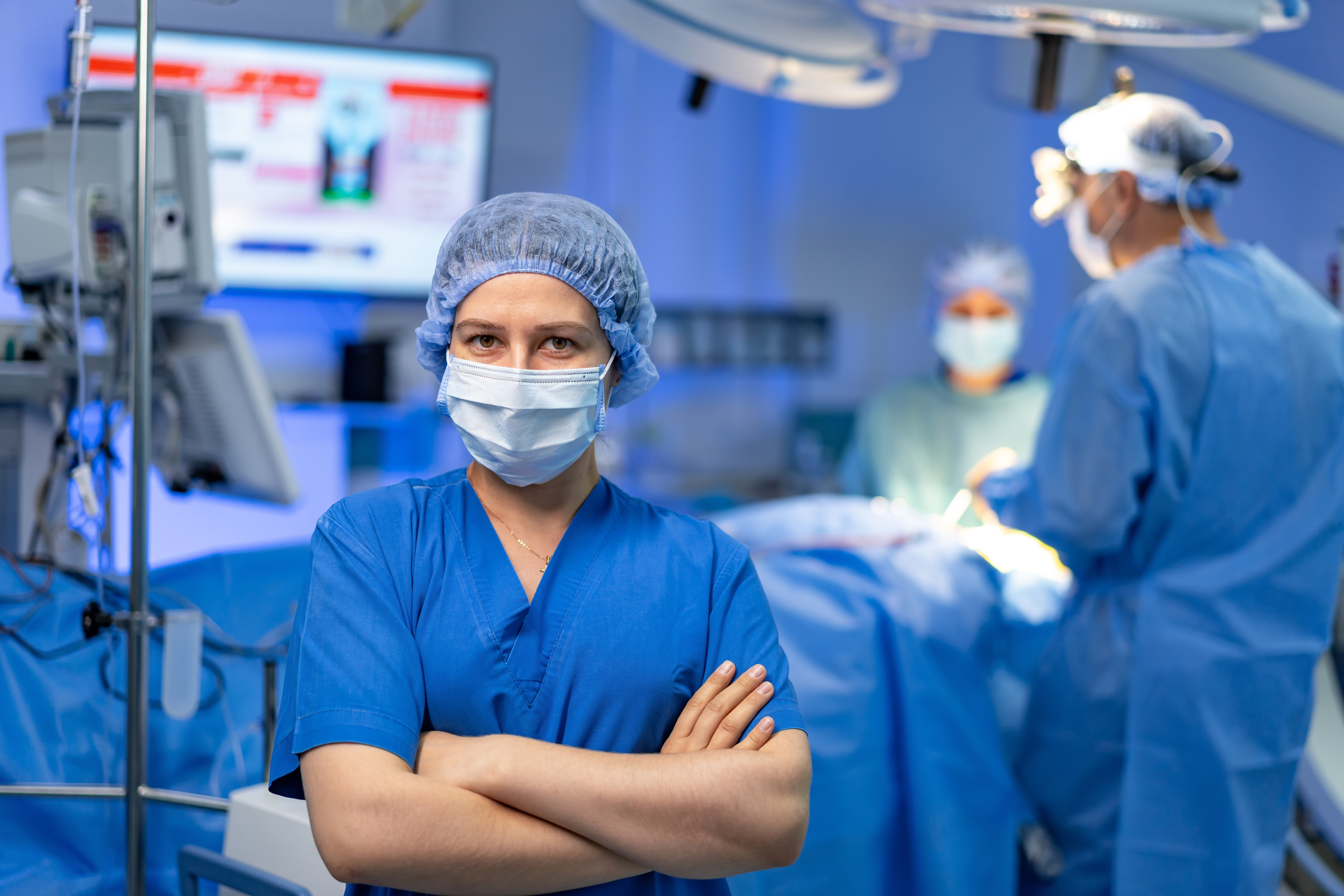 Skilled surgeon ready for the operation.